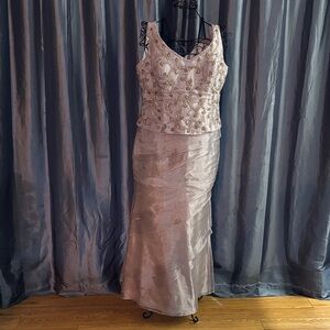 IGNITE EVENINGS BY CAROL LIN Smokey Taupe Beaded Embroidered Tiered Gown